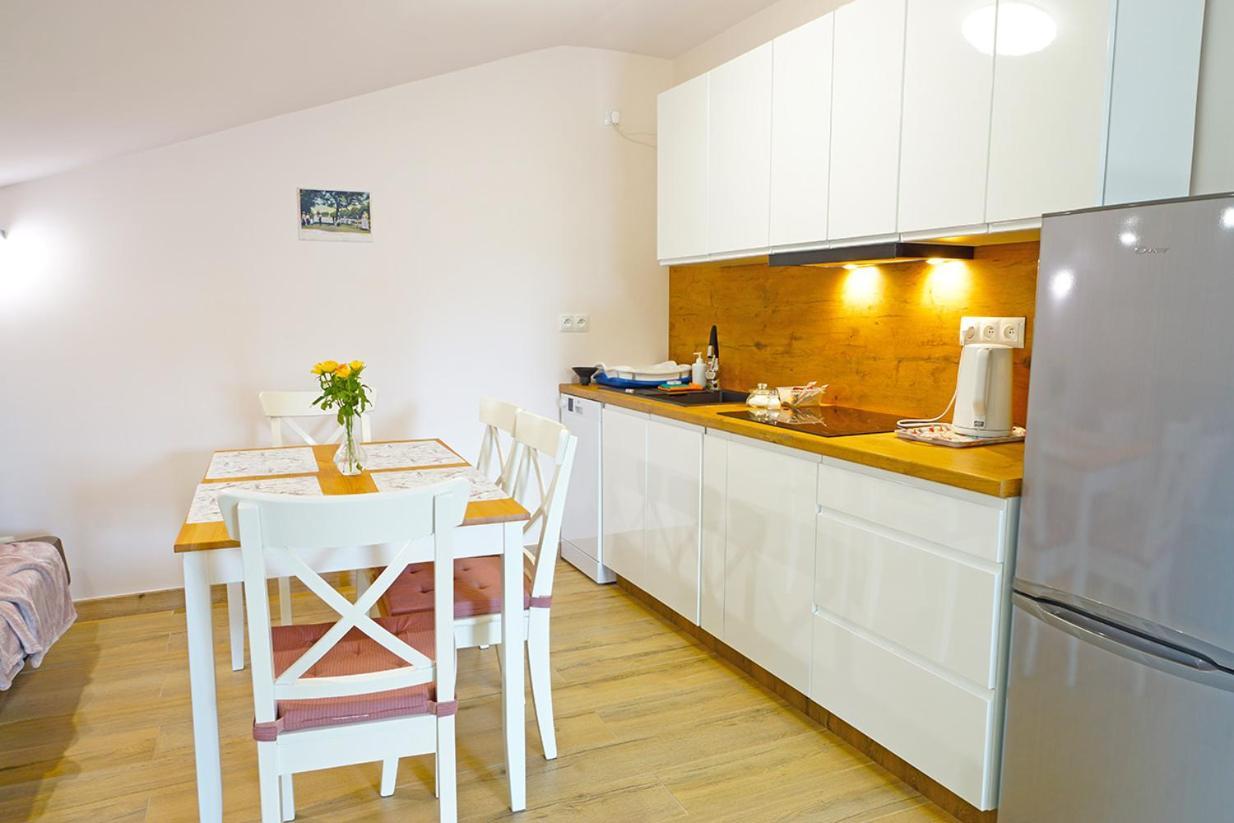Nad Stawem Apartment Ustron Room photo
